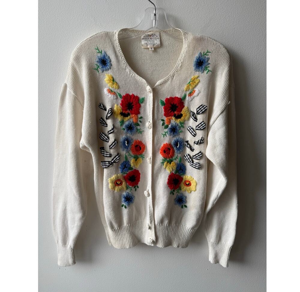 Vintage 90s Floral Embroidered Cardigan Sweater Knit Grandma Cottage Retro Top S